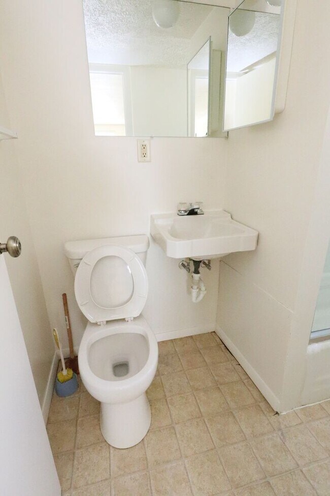 Photo - 1313-A S 9th Street Unidad 1313 S 9th Apt A