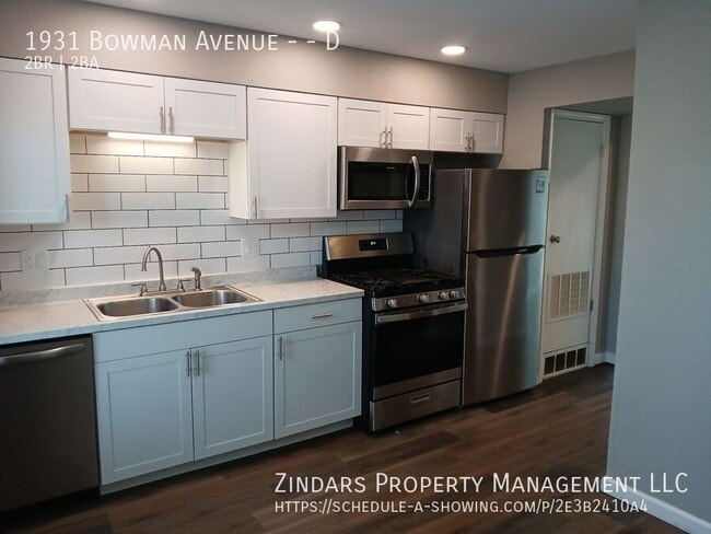 Building Photo - 1931 N Bowman Ave Unit D