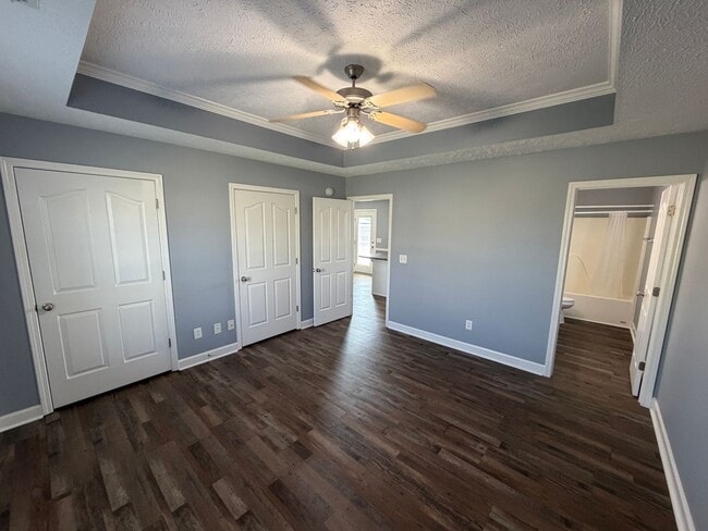 Photo - BEAUTIFUL HOME!!!