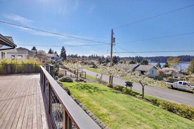 Photo - Rare Find with Main House and Fully Equipped ADU!