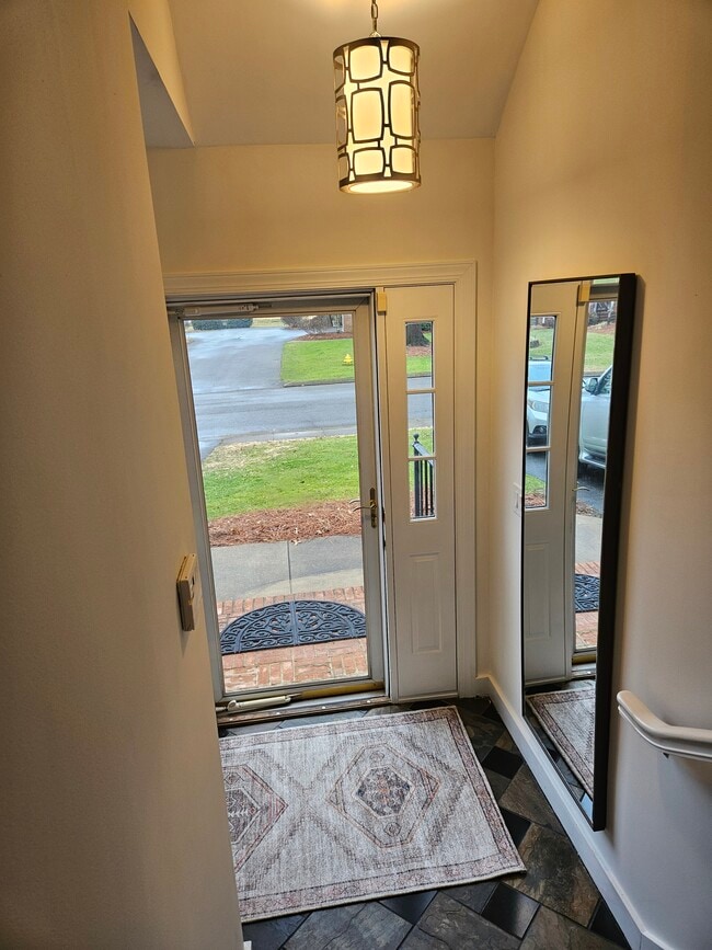 Photo - 2013 Clearfield Ln Unidad 2013 Clearfield Ln.