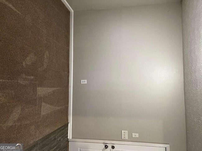 Photo - 5895 Jonesboro Rd