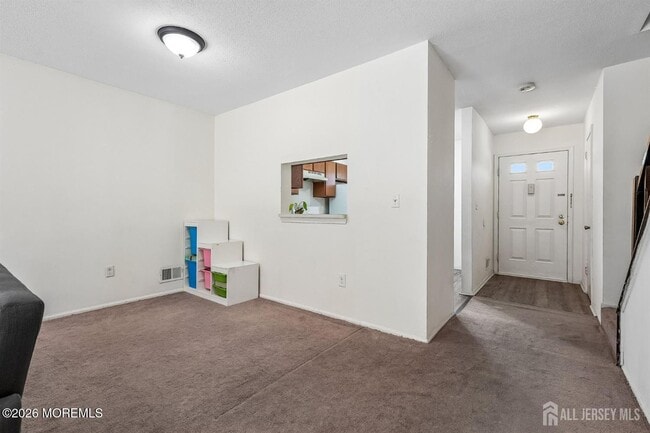 289 Bromley Pl