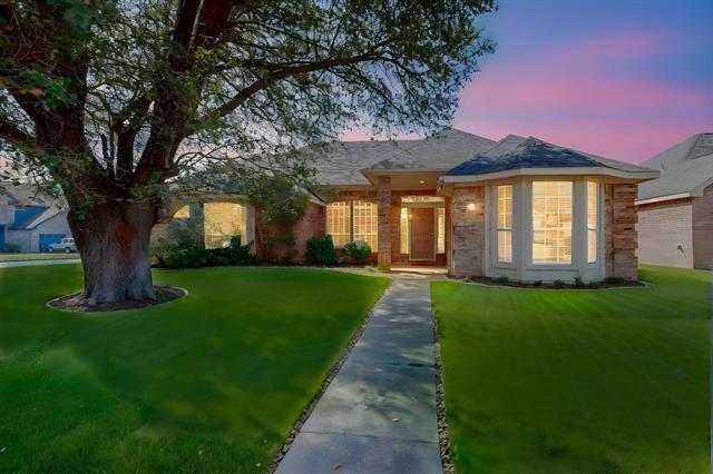 Photo - 202 Willow Creek Dr