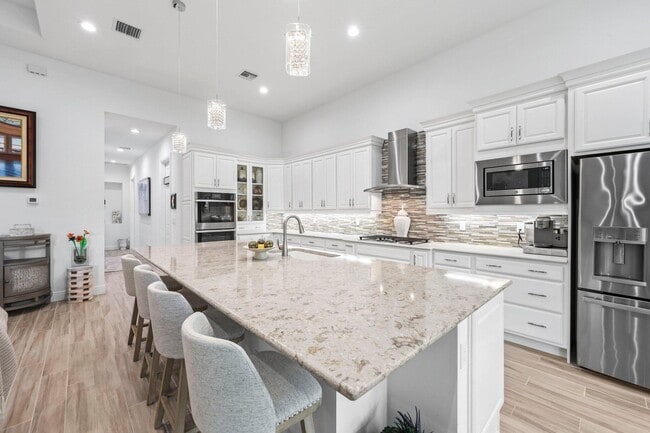 Photo - 9368 Cantal Cir E