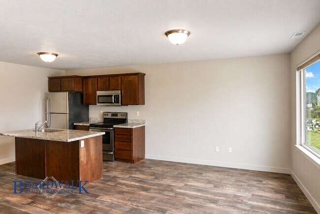 Photo - Large Herriman 3 Bed 2 Bath Town Home!