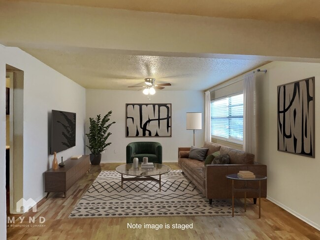 Photo - 624 E 3rd St Condo Unit 103
