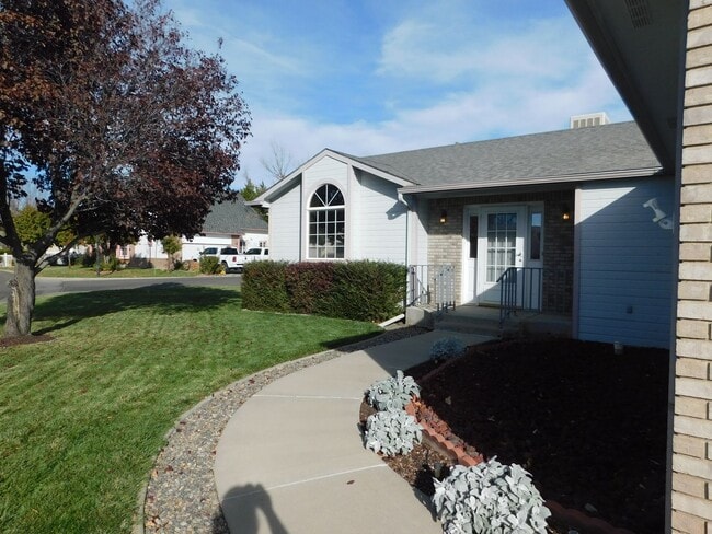 Photo - 3 Bed/2 Bath at Fountain Greens