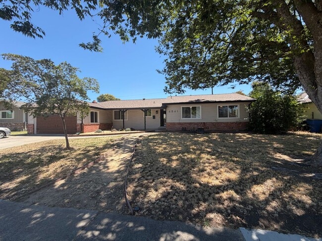 Photo - 3 Bedroom | 2 Bathroom | Single family home in Golf Course Terrace