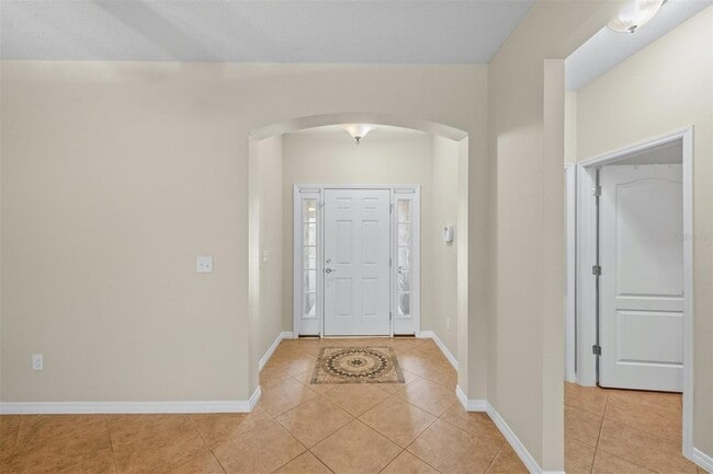 8302 Karpeal Dr