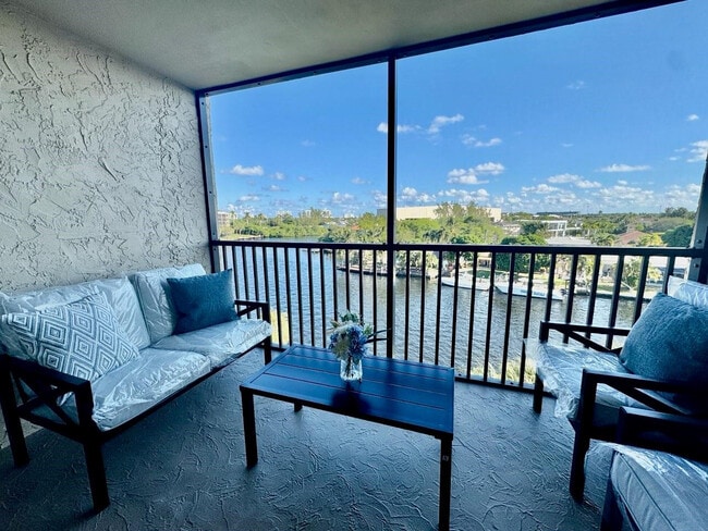 Building Photo - 13 Royal Palm Way Unit 5050