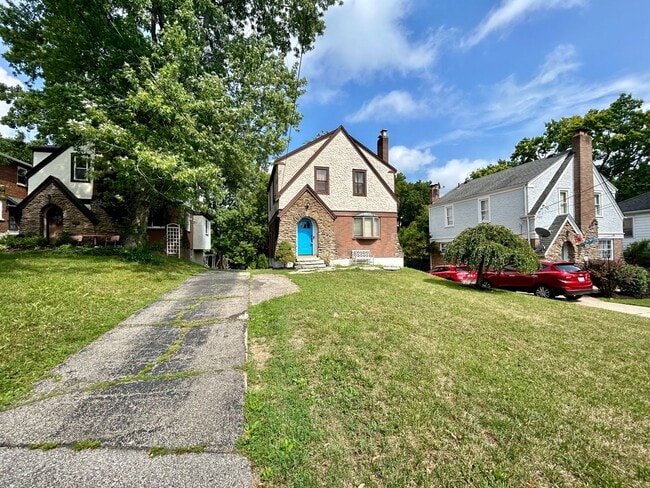 Photo - PRICE HILL- Charming 3 bedroom 1.5 bath