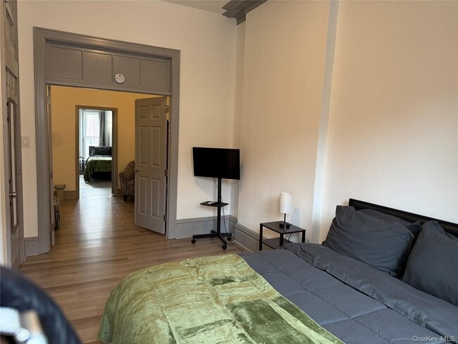 Photo - 768 Greene Ave