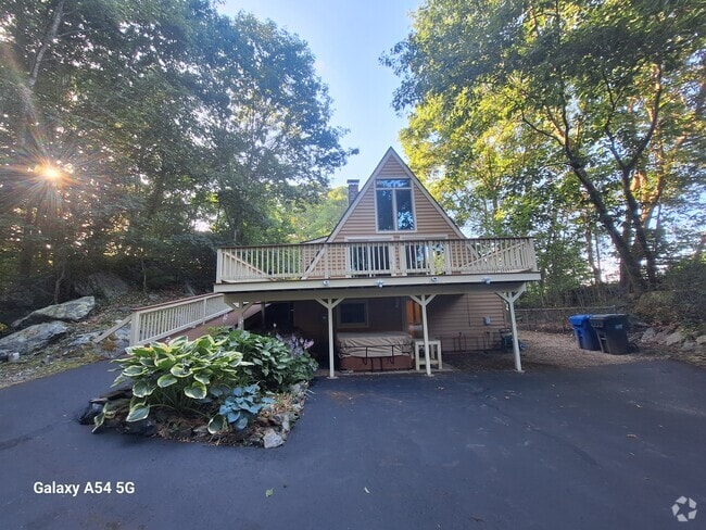 Building Photo - 753 Buddington Rd Rental