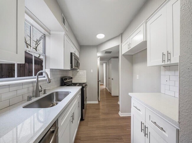 Photo - 9204 Campbell Rd