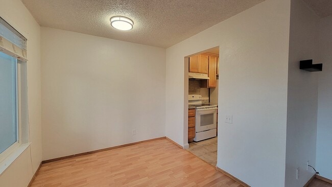 Photo - 4902 Lowry Rd