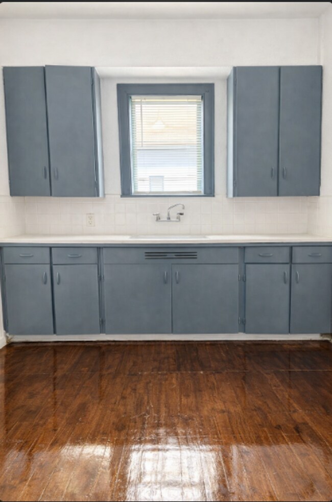 Photo - 2210 18th St