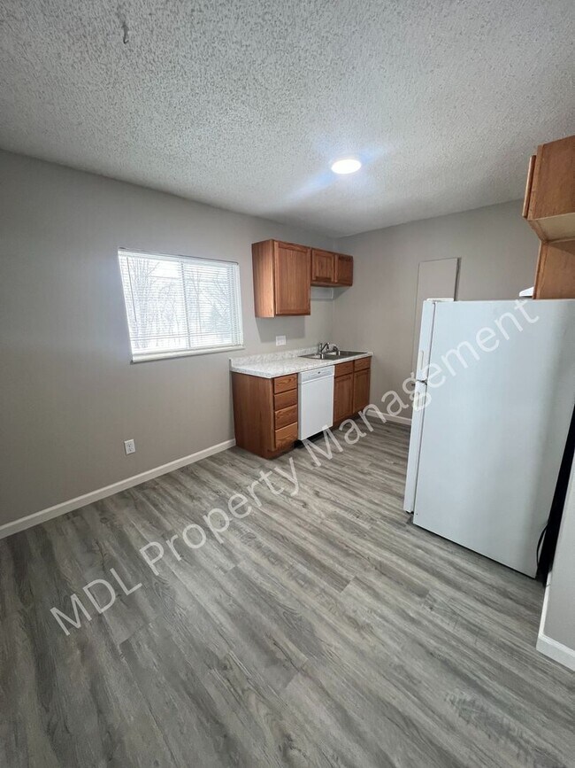 Photo - Thomas White Apartments* Unit 39