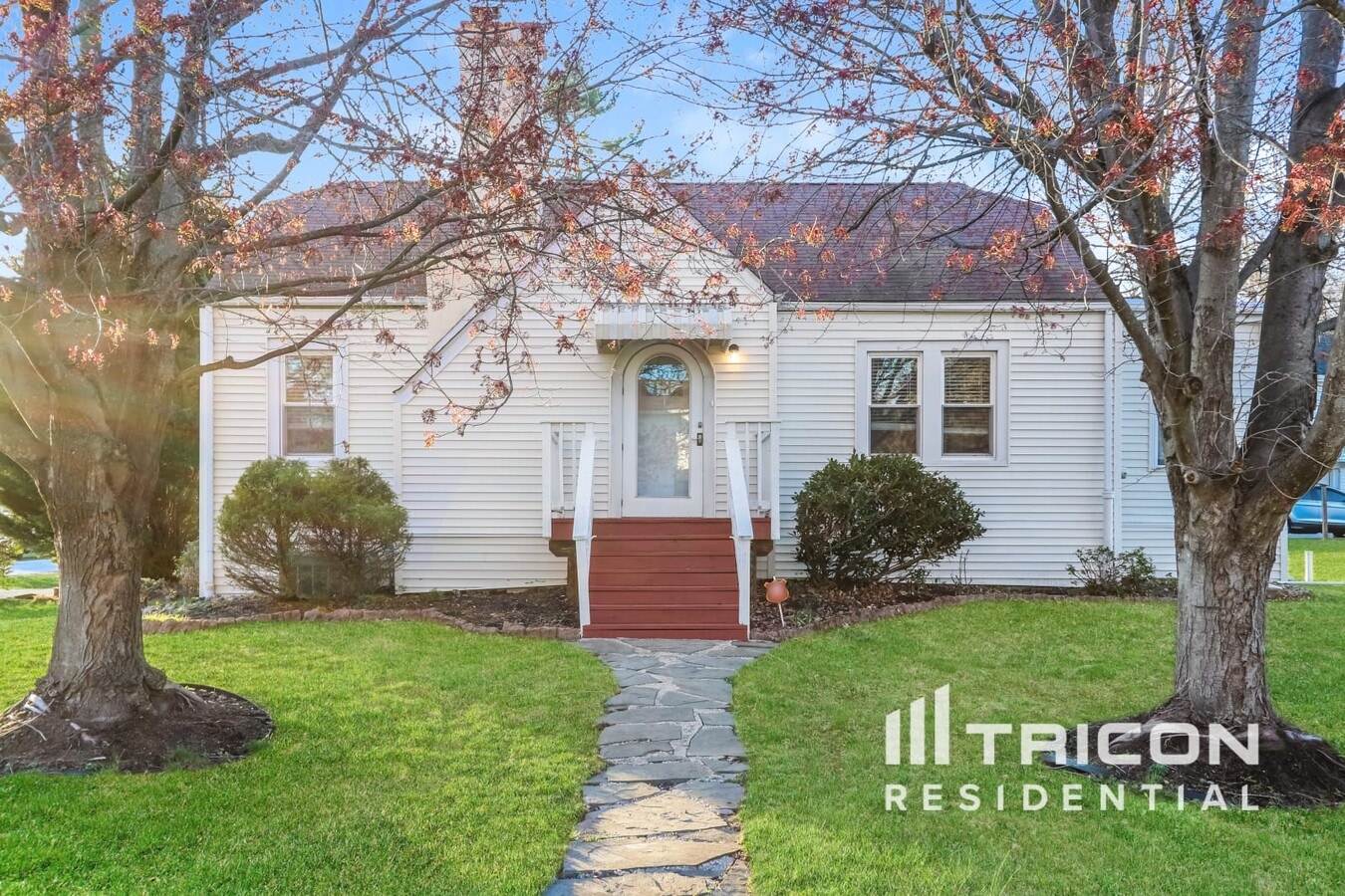 Photo - 127 Clearfield Ave House