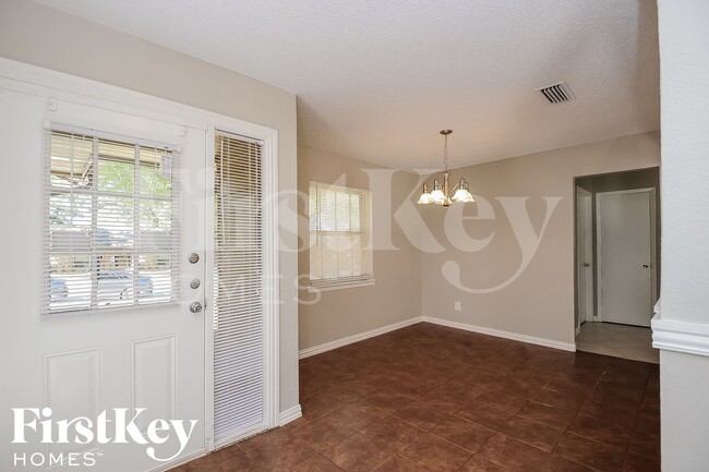 Photo - 1626 Glenhill Ln