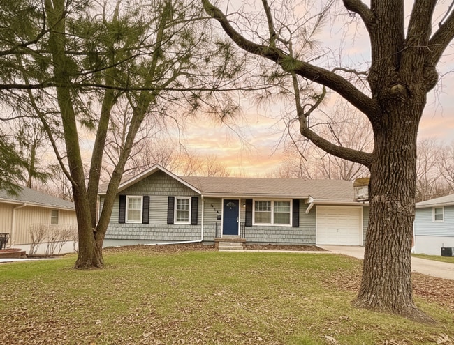 Photo - SEE IT NOW: Charming 3-Bedroom Home in Grandview!