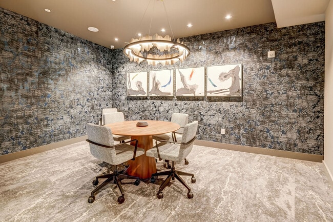 Apartamentos Encore Rise — foto de la comunidad