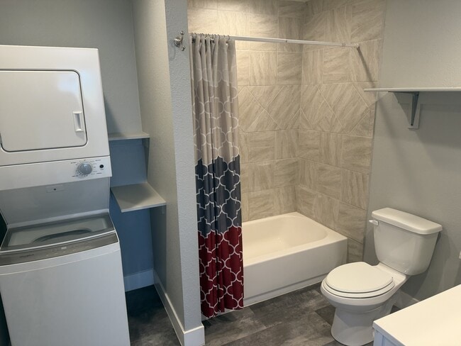 Photo - 295 E A St