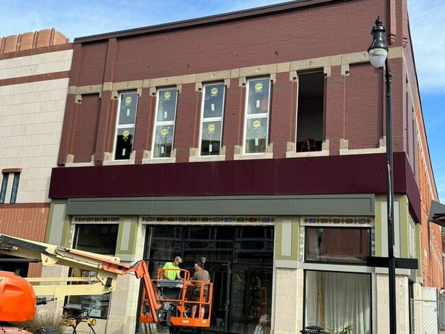 Photo - 231 E Main St Unidad 201