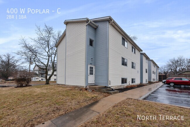 Photo - ?? Modern & Cozy 2BR in Olathe – Move-In R... Unidad C