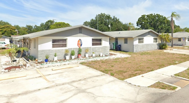 Building Photo - Palmetto Gardens 2/1 duplex Unit 1208 B 12th Ave W