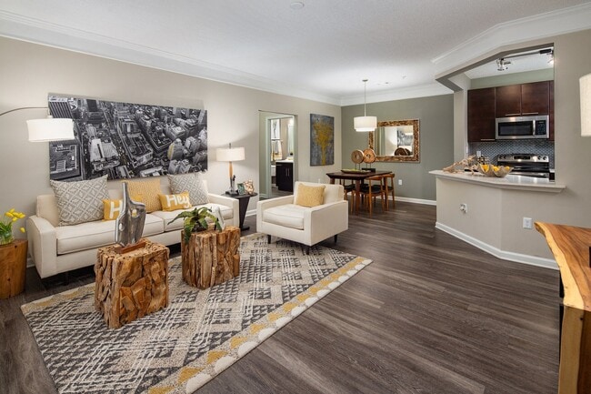 Building Photo - Windsor Johns Creek Rental