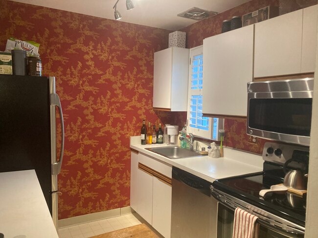 Photo - 1730 W Abingdon Dr Unidad 102