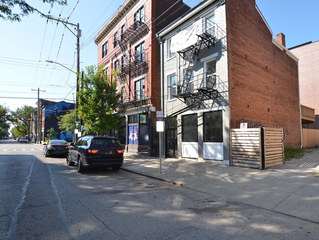 Building Photo - 1607 Race St Unit 3 Rental