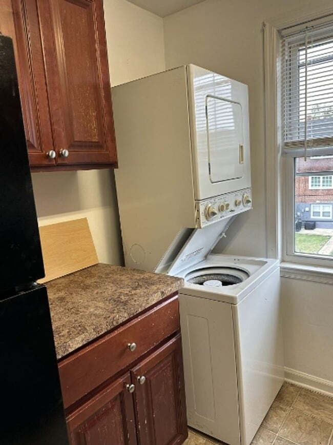 Photo - 3616 Elmley Ave Apartment