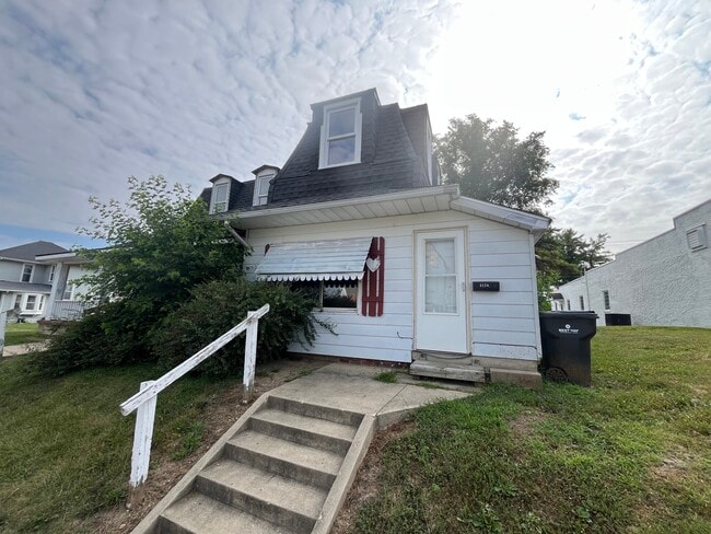 Photo - 317 1/2 N Harrison St Unit 1/2