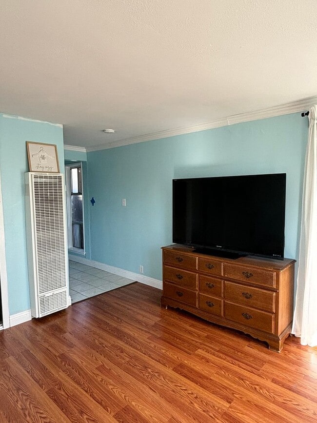 Photo - 2832 Charlemagne Ave Unidad A