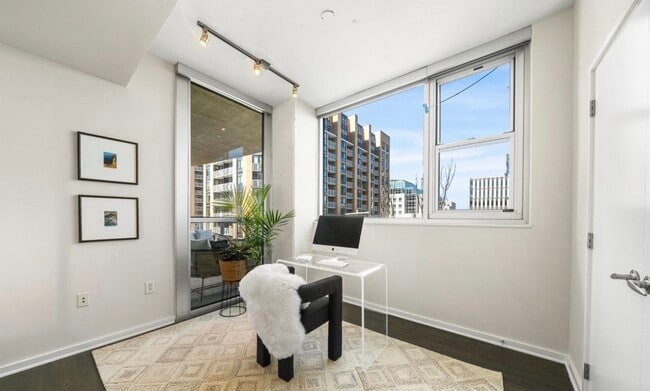 Building Photo - 3409 Wilson Blvd Unit 410