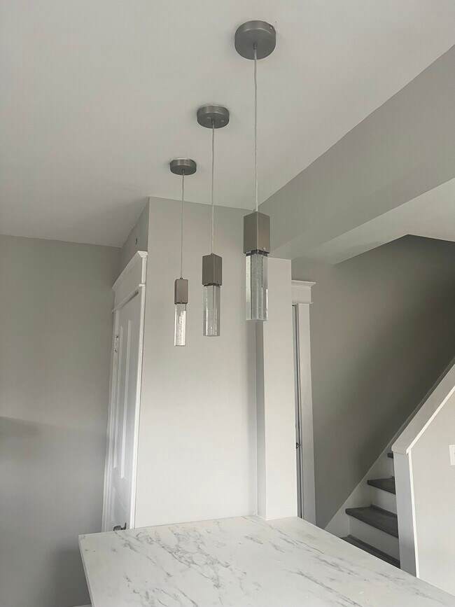 Photo - 3825 Zinsle Ave