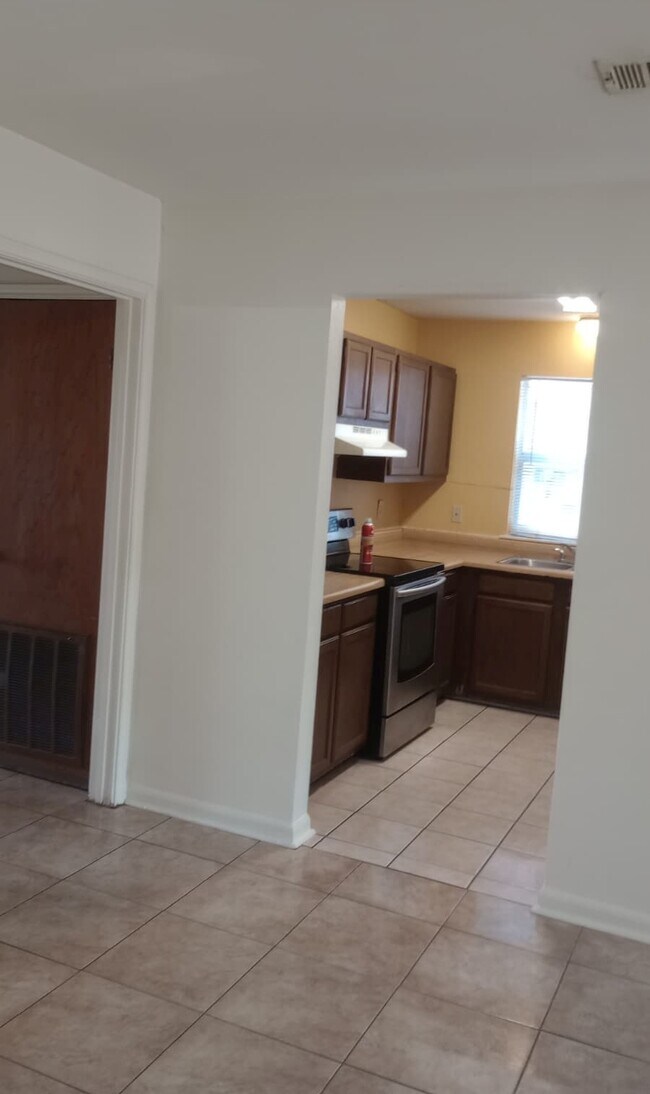 Photo - 7733 Bles Ave Unit A