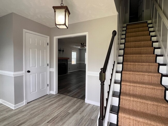 Photo - Avail NOW'n ROCK CREEK!