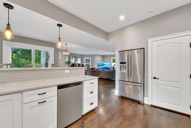 Photo - 3 Highet Ave