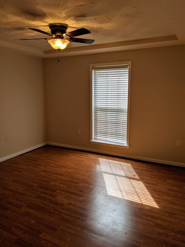 Photo - 5600 Chariot Run Dr Unidad Chariot Run Apts