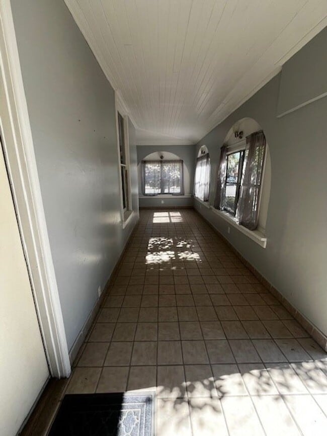 Photo - B Street Unit B Steet (Front House)