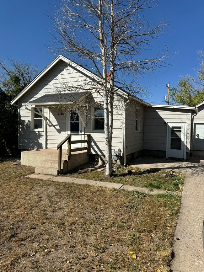 Photo - 2114 E 11th St