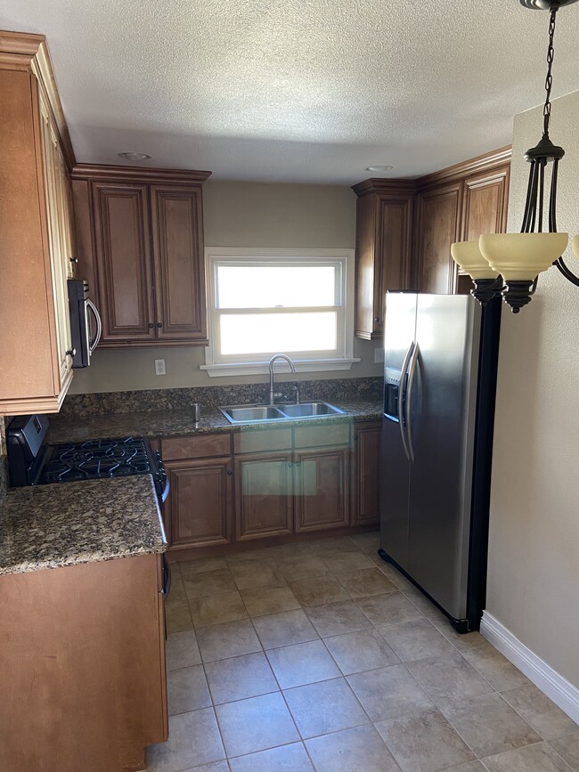 Photo - 1905 E Appleton St Unit A