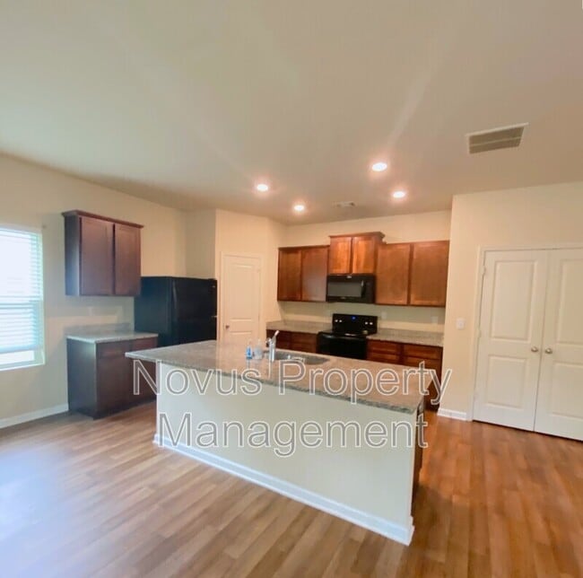 Photo - 347 Augusta Woods Dr