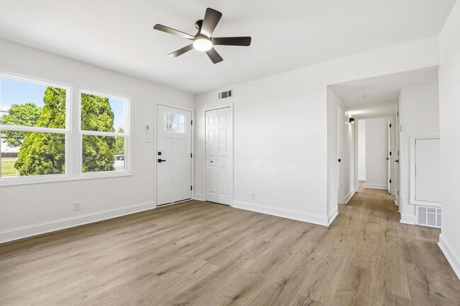 Photo - 4624 E Indian Trail