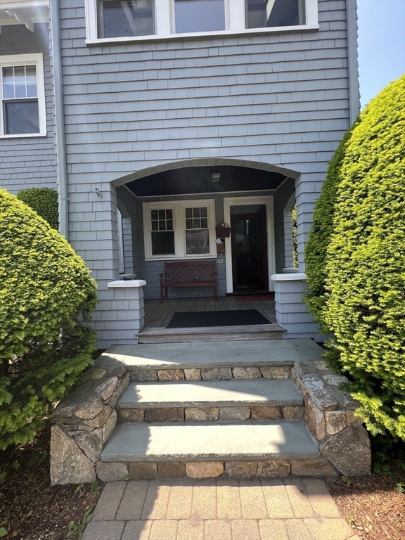 42 Barnard Ave Unidad 2 Rental - Watertown, MA | ForRent.com