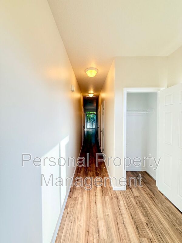 Photo - 13024 NE 26th St