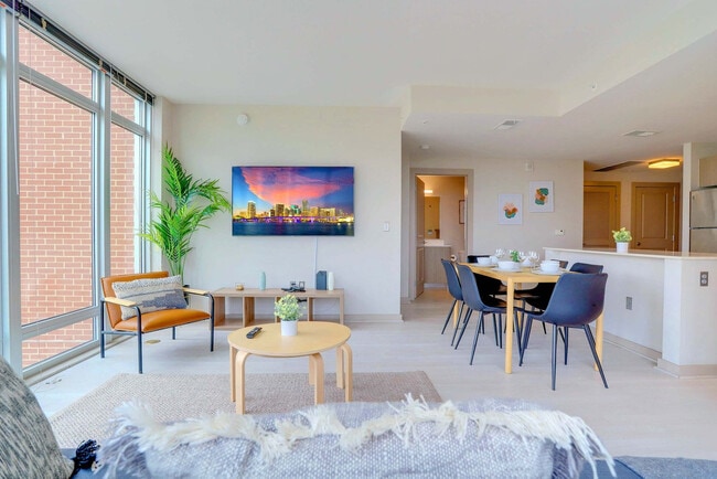 Photo - 22202 18th St S Unidad FL8-ID1022373P